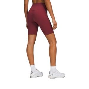 Lululemon Base Pace High-Rise Short 8"